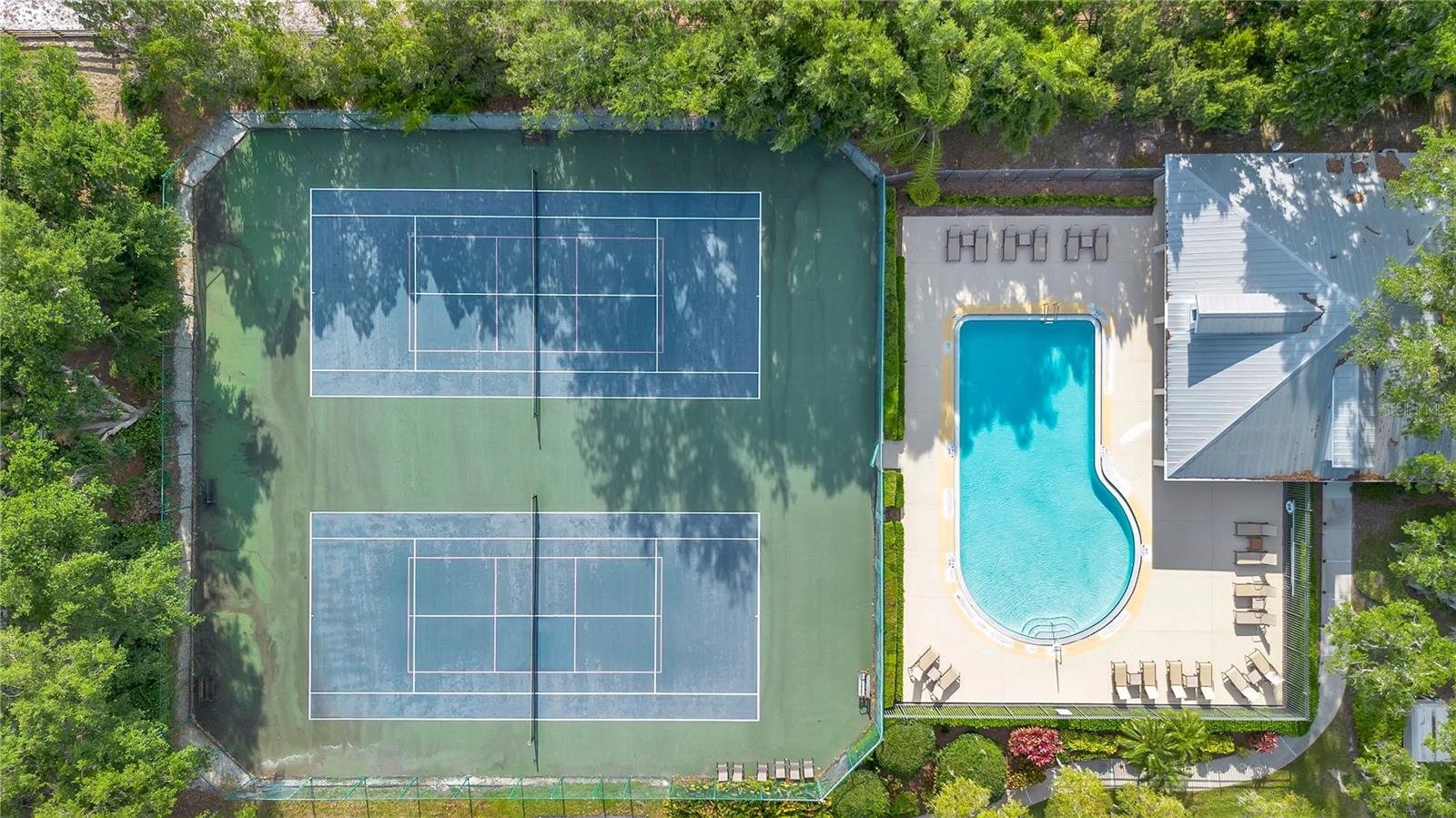 RIVER WOODS PH I - Residential