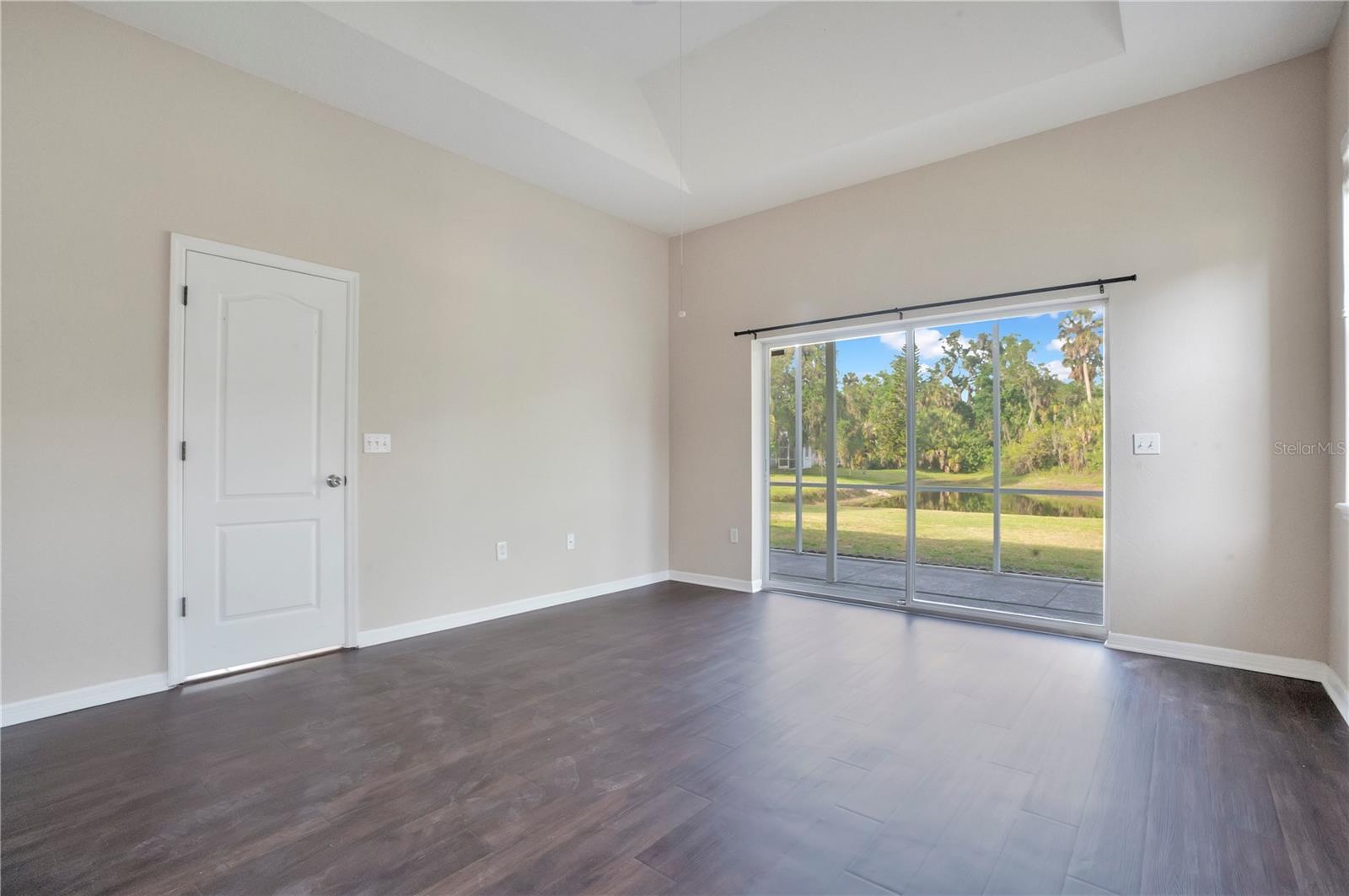 RIVER WOODS PH I - Residential
