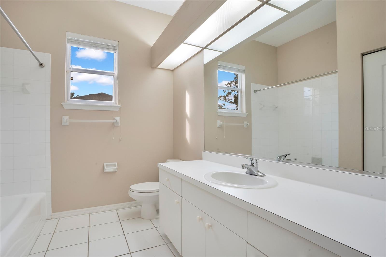 RIVER WOODS PH I - Residential