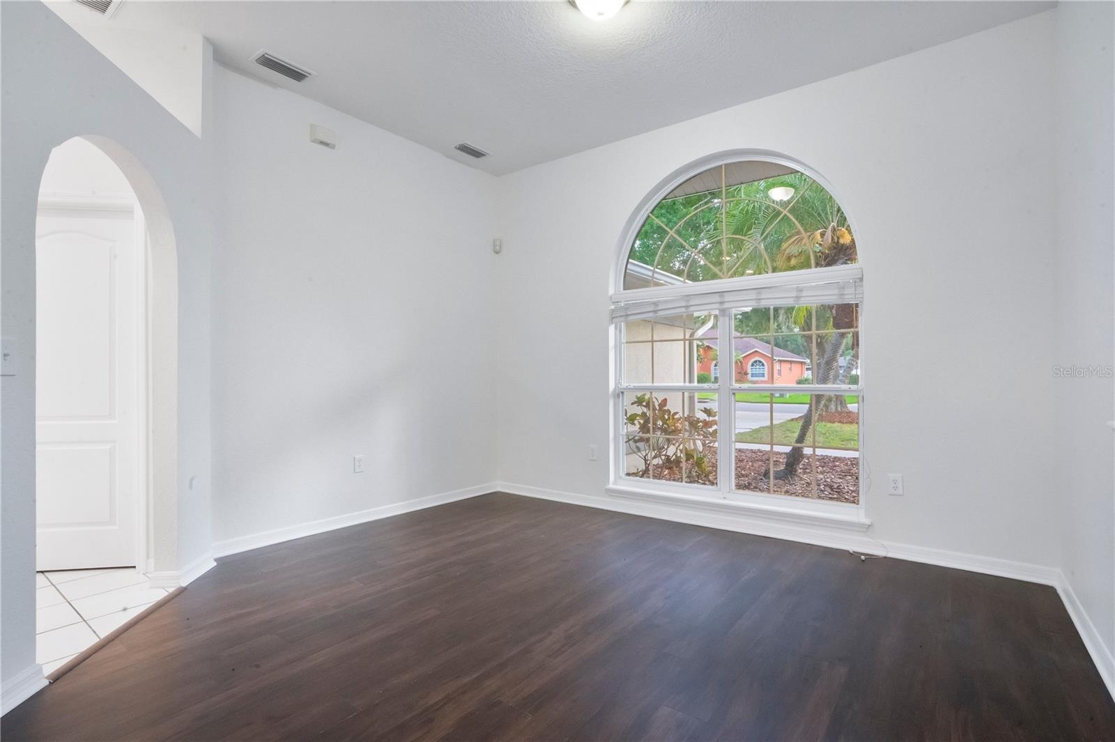 3404 RIVER WOODS DRIVE