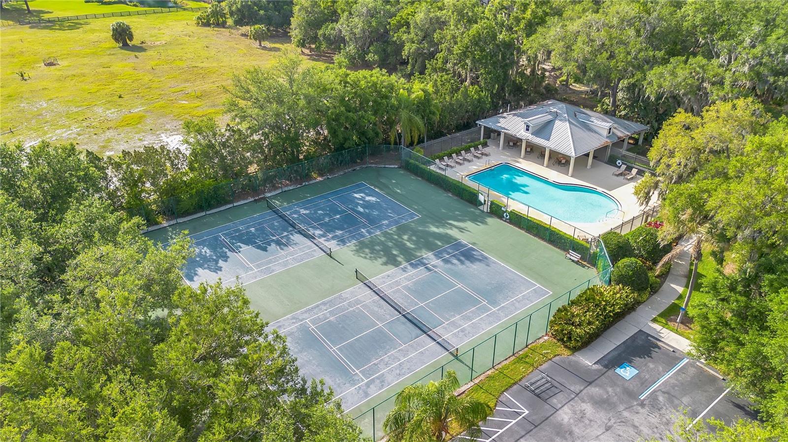 RIVER WOODS PH I - Residential