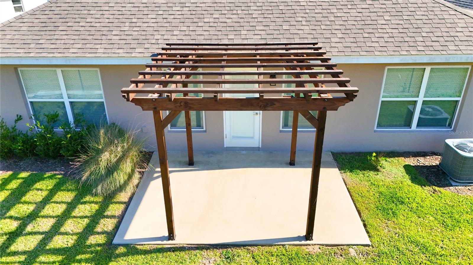 MAGNOLIA VILLAS WEST - Residential Lease