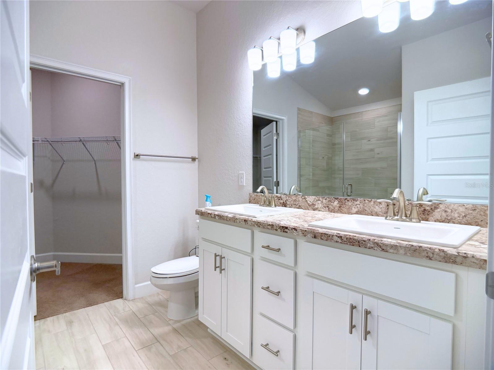 MAGNOLIA VILLAS WEST - Residential Lease