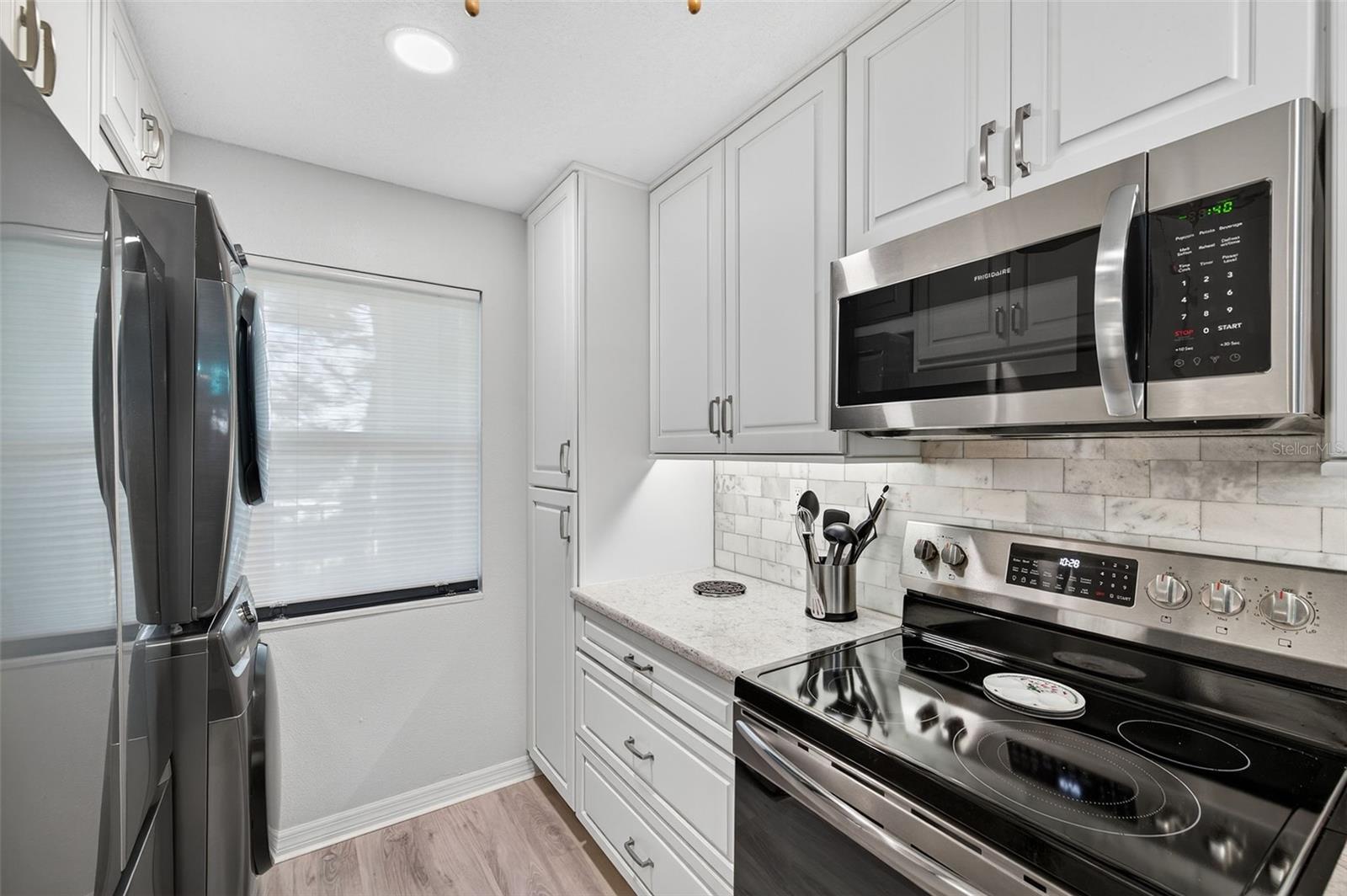 LAKE TARPON SAIL & TENNIS CLUB 3 - Residential