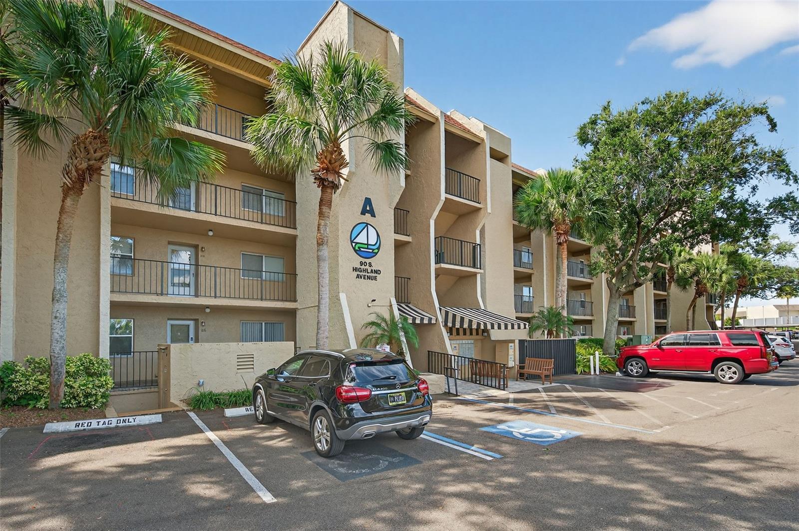 LAKE TARPON SAIL & TENNIS CLUB 3 - Residential