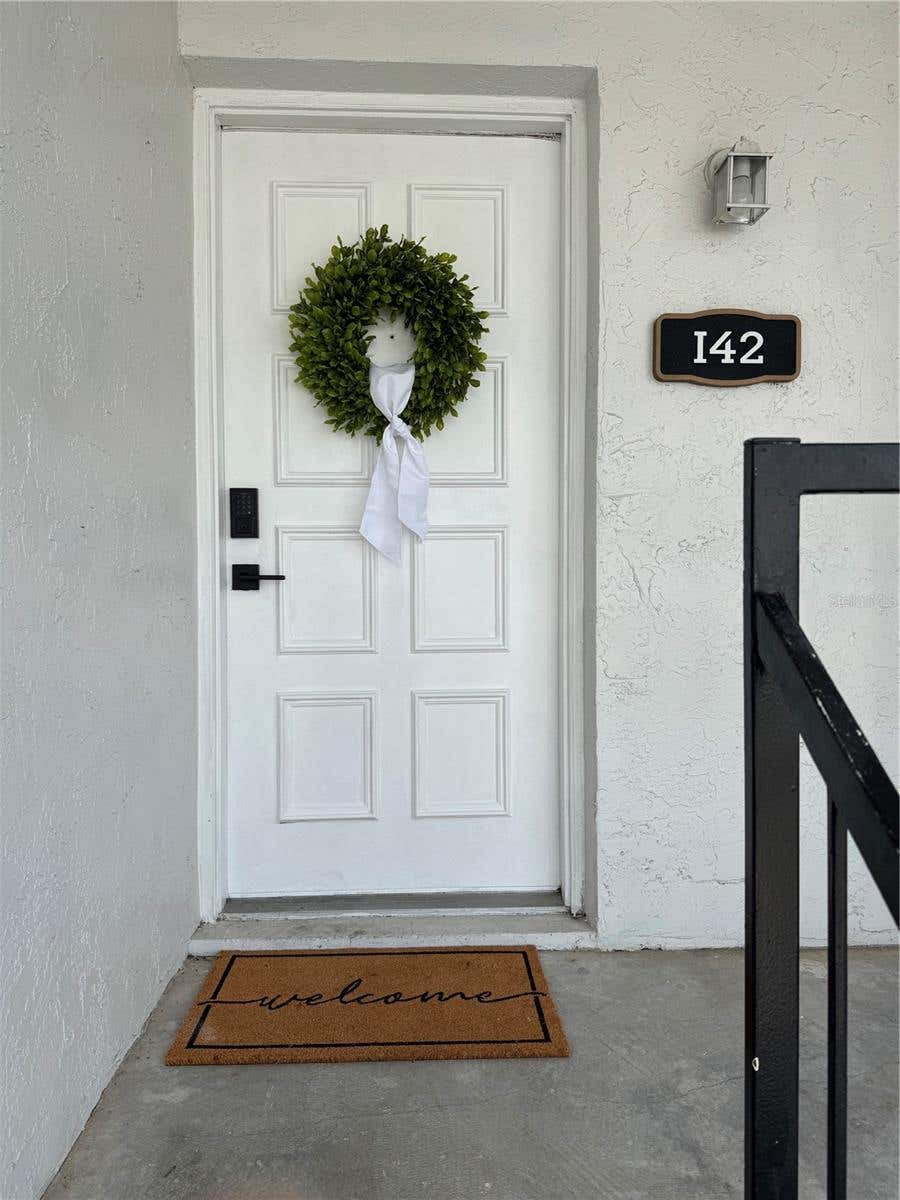 Photo of 3819 N Oak Drive #I42, Tampa, FL 33611 (MLS # TB8516708)