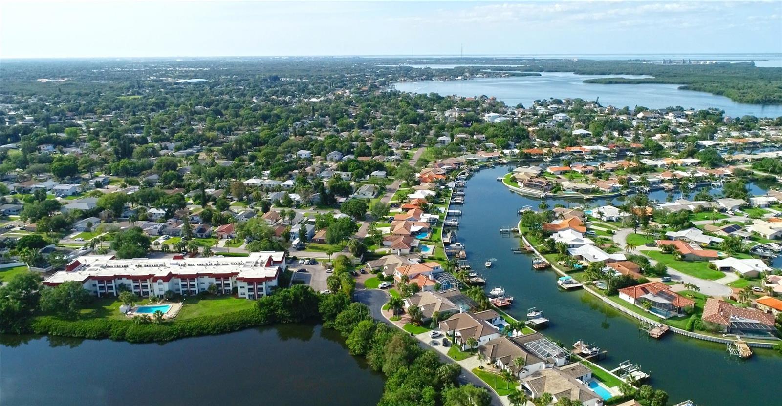 REGENCY CONDO THE - Residential