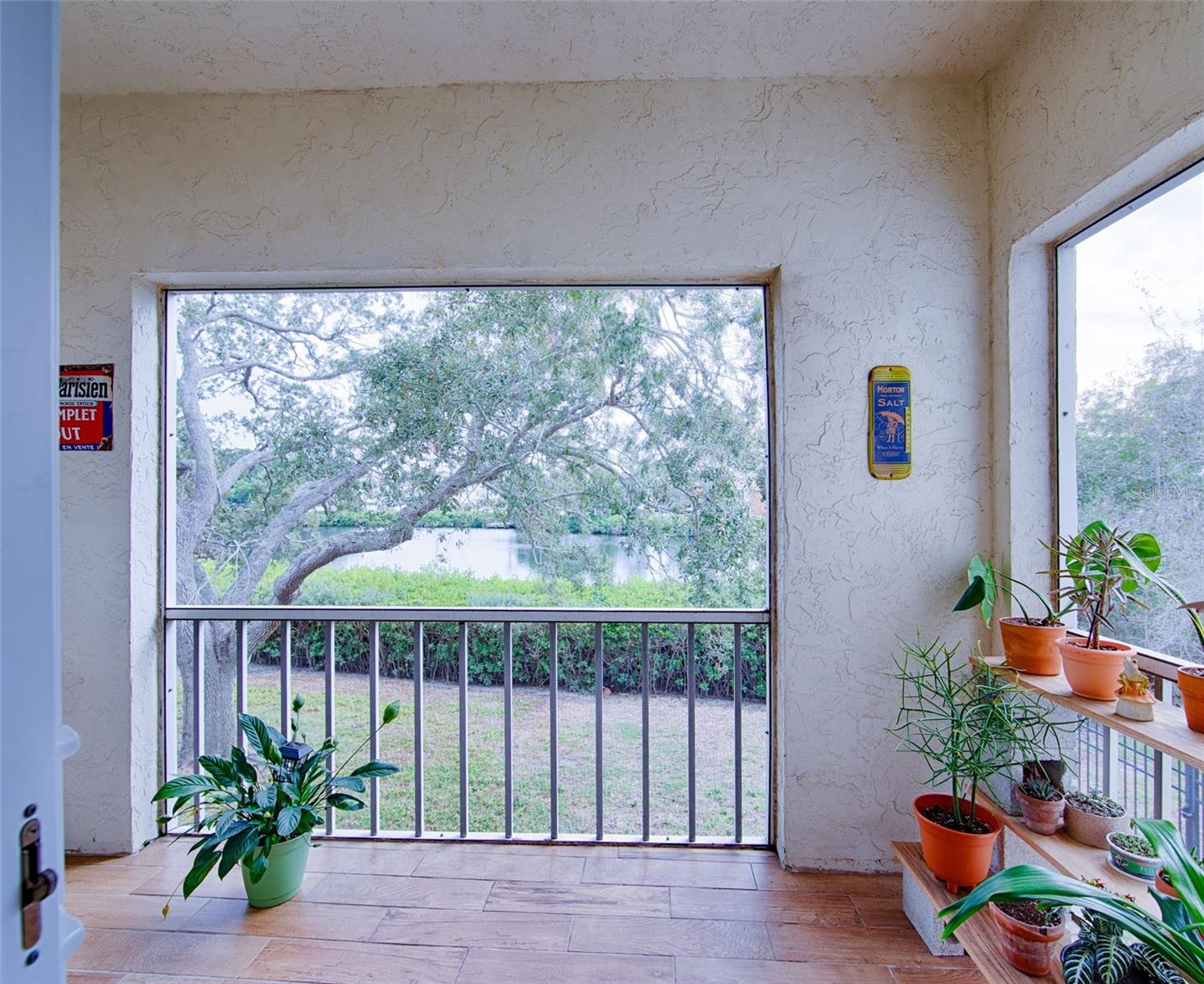 REGENCY CONDO THE - Residential