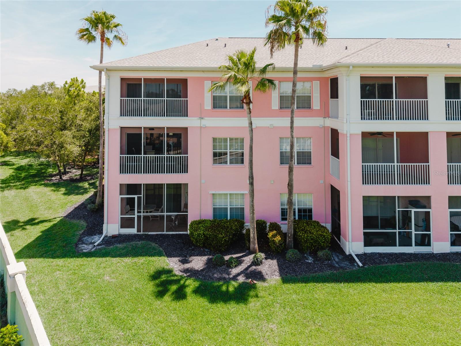 2061 WILLOW HAMMOCK CIRCLE 208