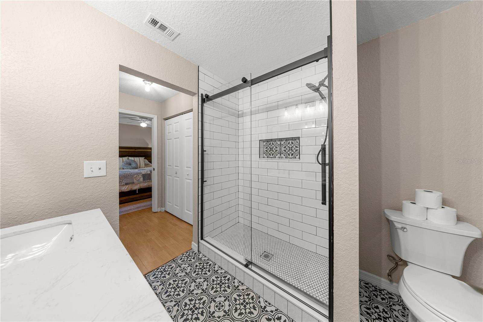 TWIN LAKES RANCHETTES - Residential