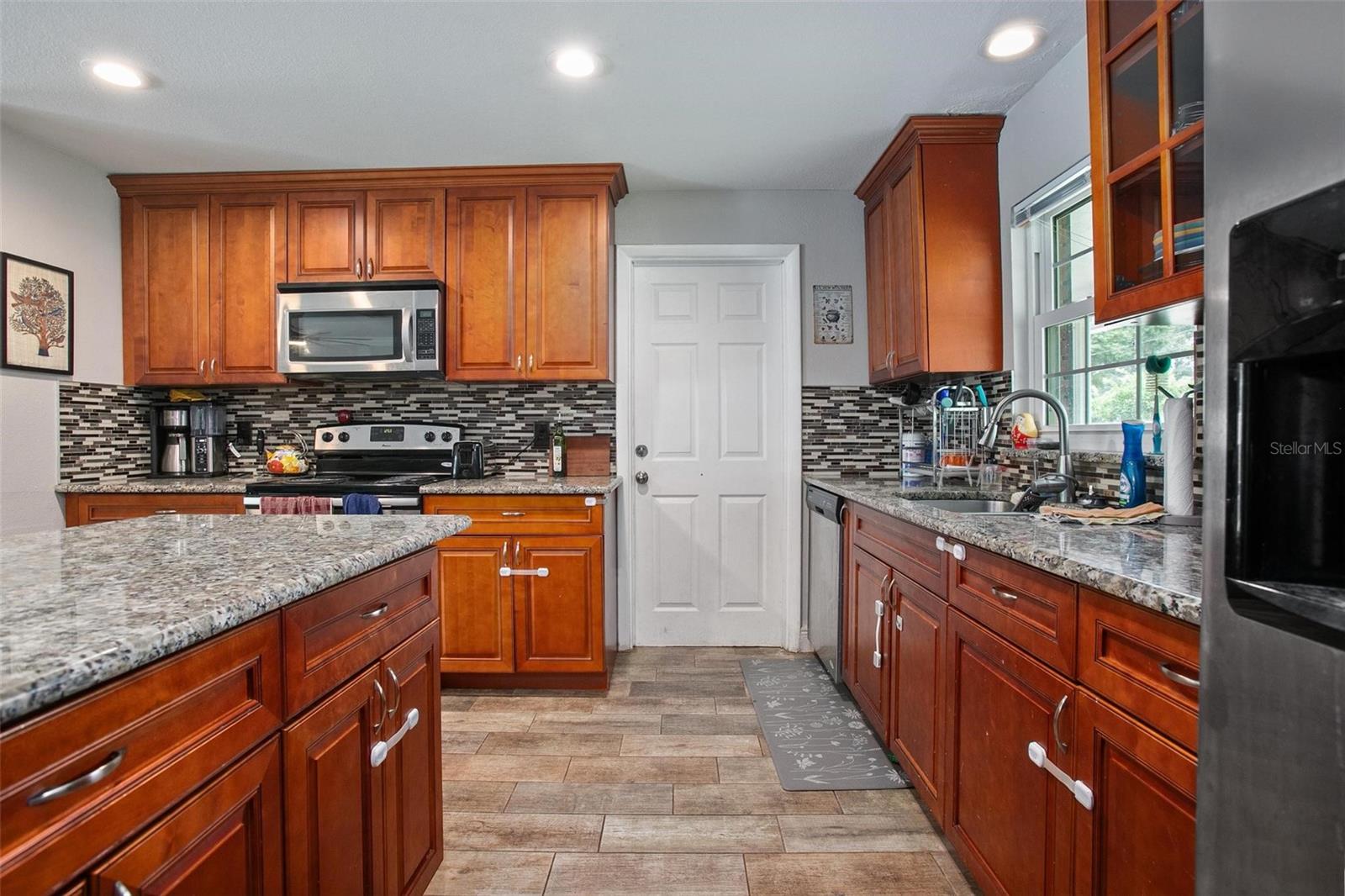 GEORGETOWN ESTATES UT 1 - Residential
