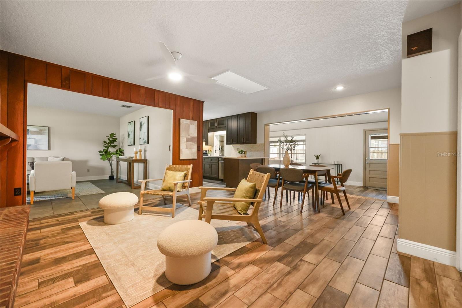 Search Properties for Sale 4 407 HERMITAGE DRIVE