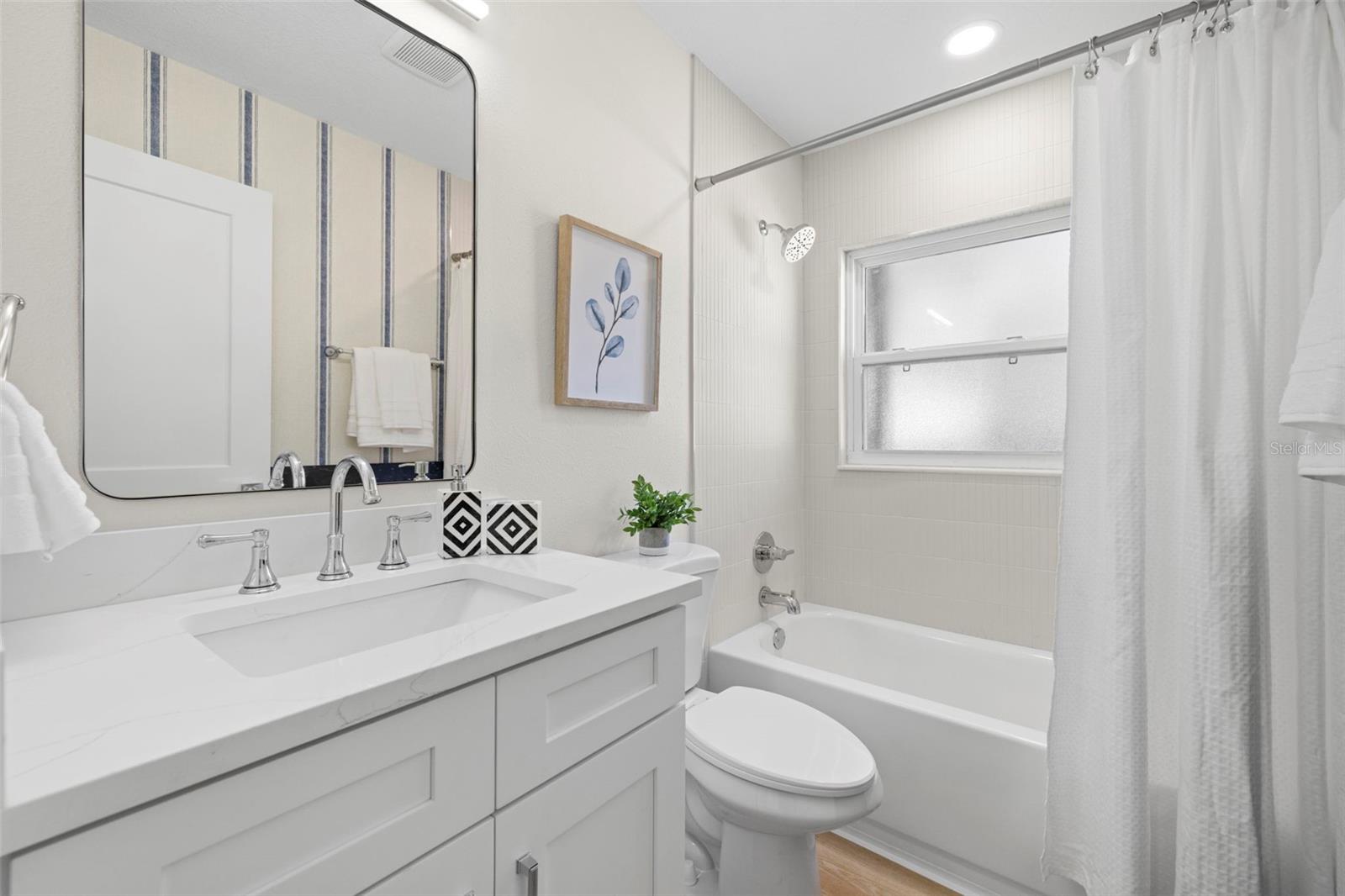 HENDERSON BEACH - Residential