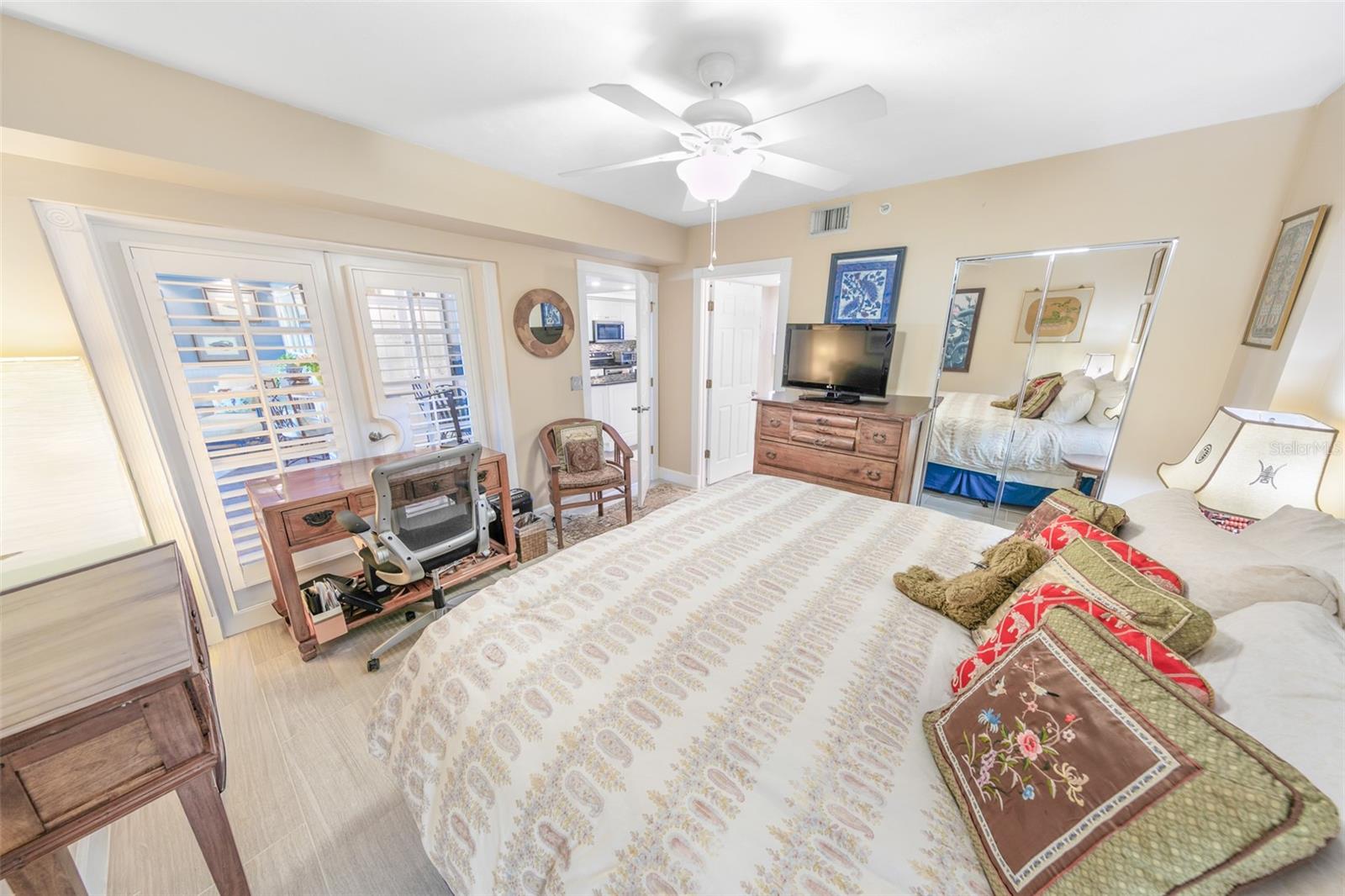 TOWERS AT PONCE INLET TOWER 07 CONDO - Residential