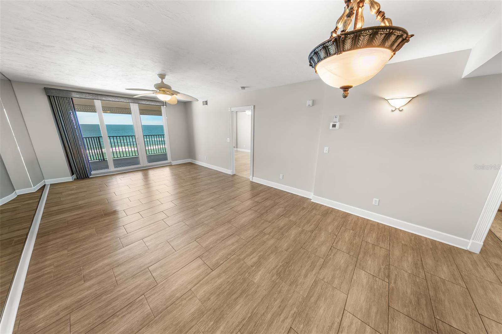 TOWERS AT PONCE INLET TOWER 07 CONDO - Residential