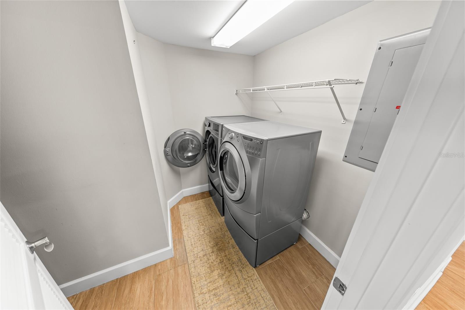 TOWERS AT PONCE INLET TOWER 07 CONDO - Residential