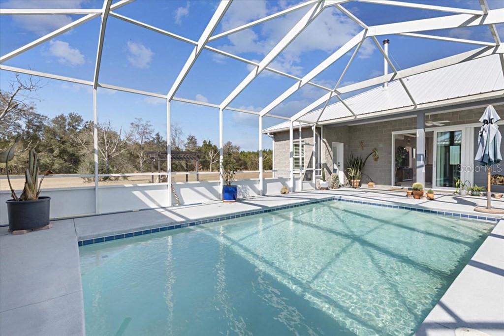 5300 NW 52ND COURT