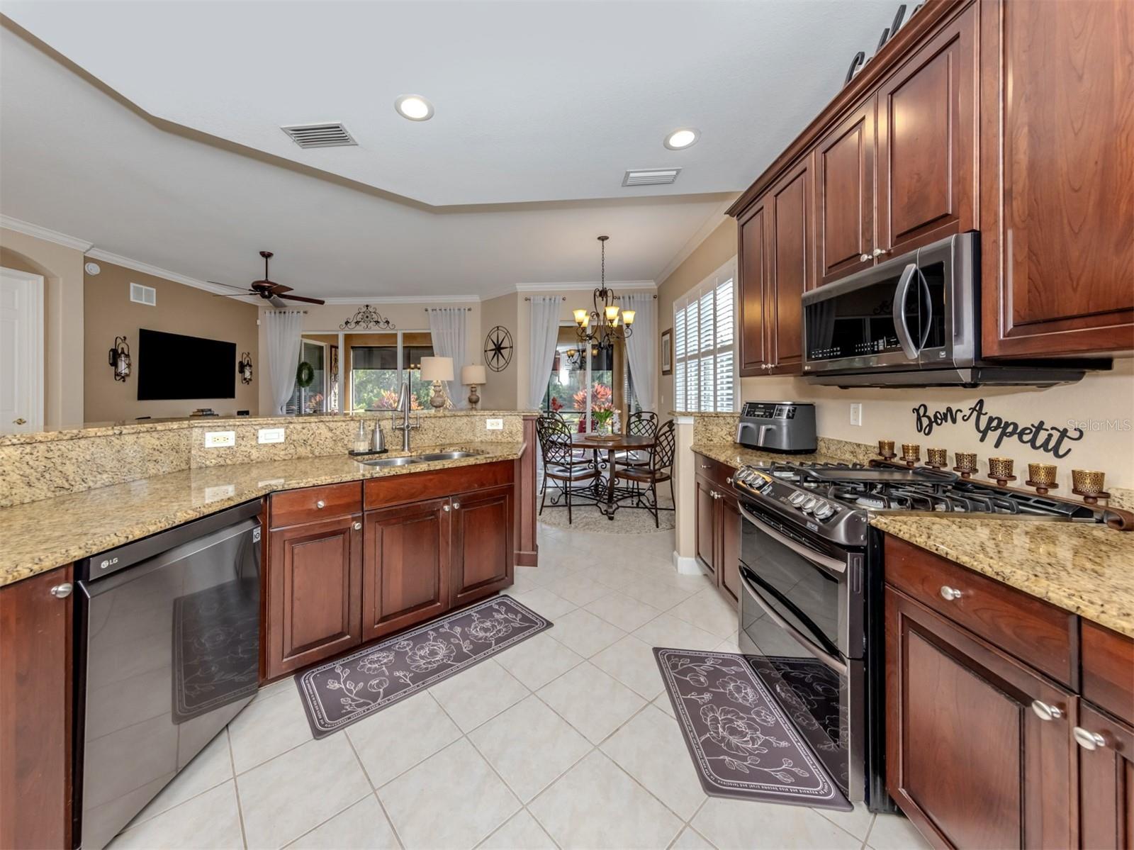 VENETIAN GOLF AND RIVER CLUB - Residential