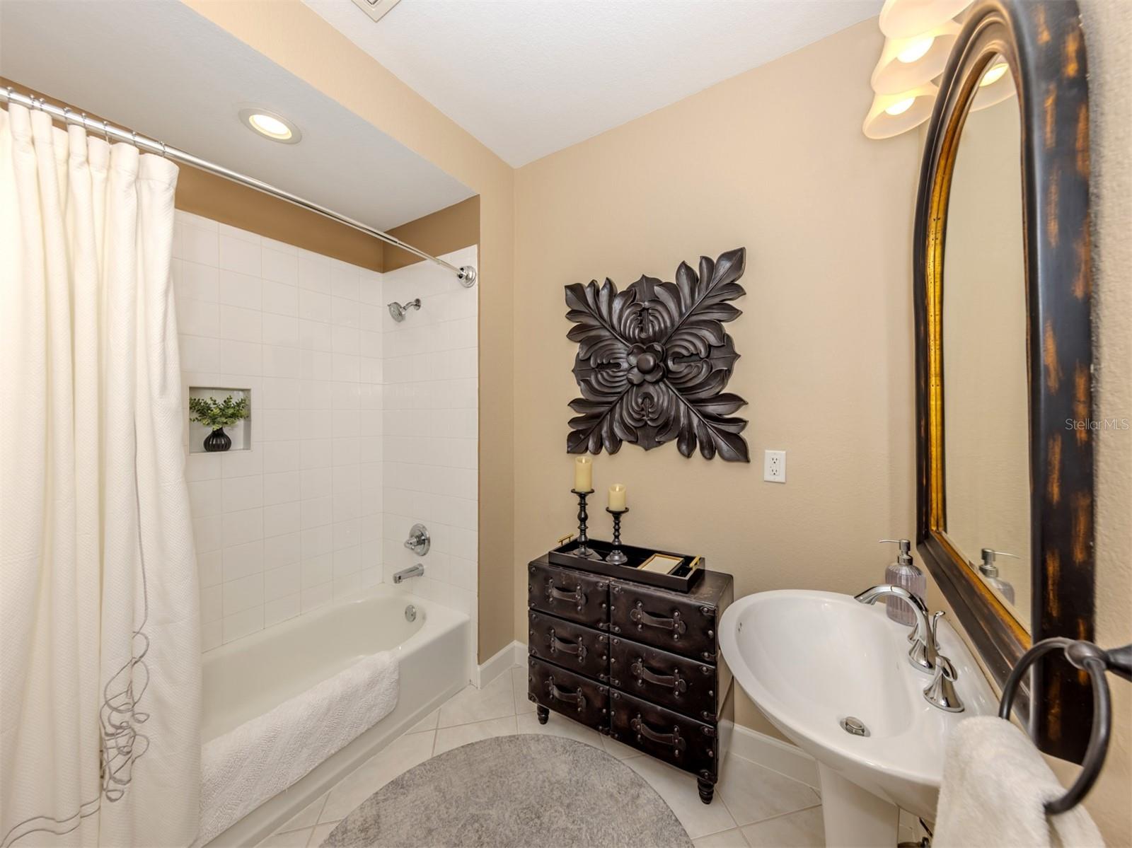 VENETIAN GOLF AND RIVER CLUB - Residential