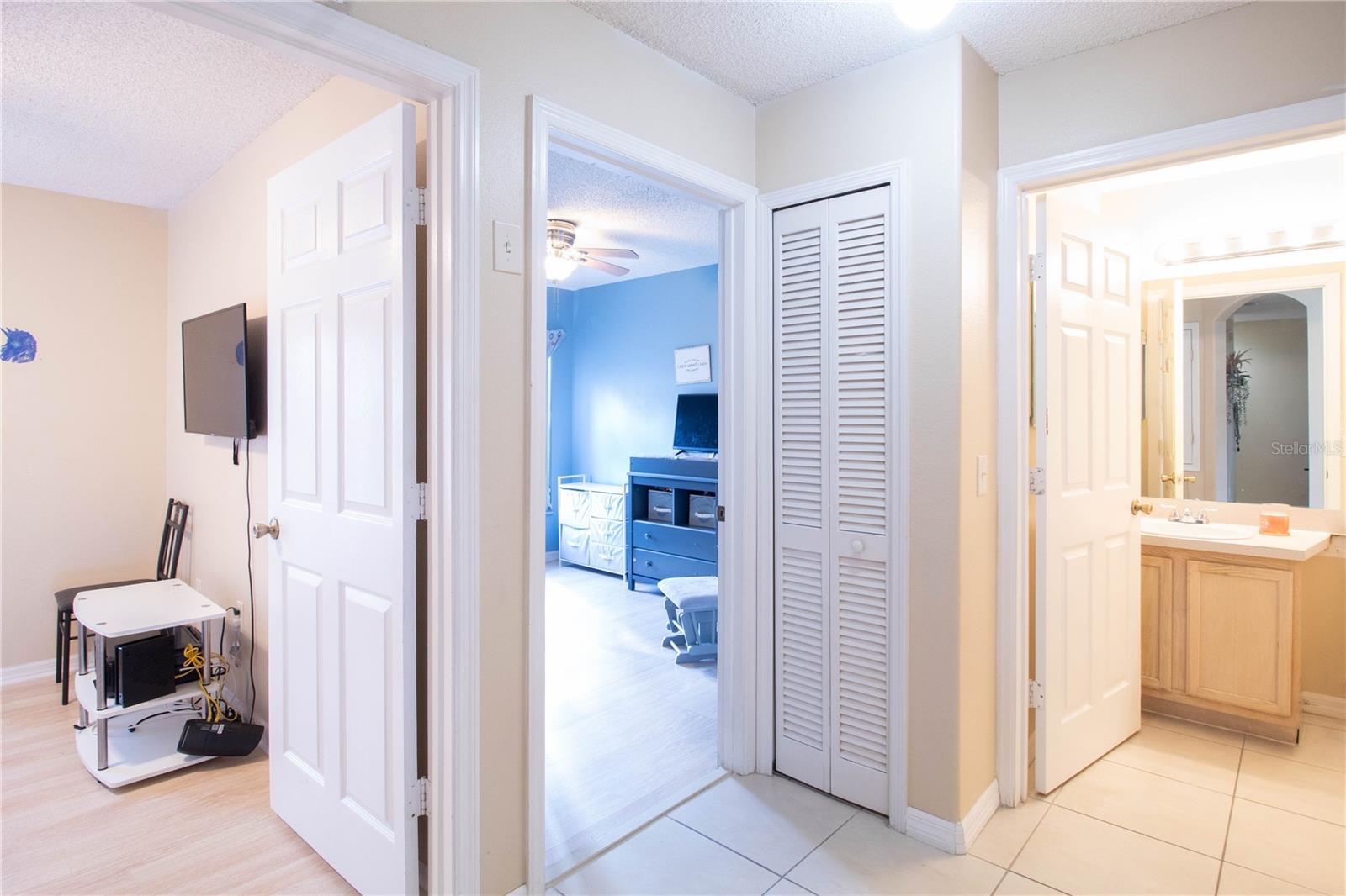 OSPREY COVE AT THE OAKS A CONDO PHASE X 1902/856 U - Residential