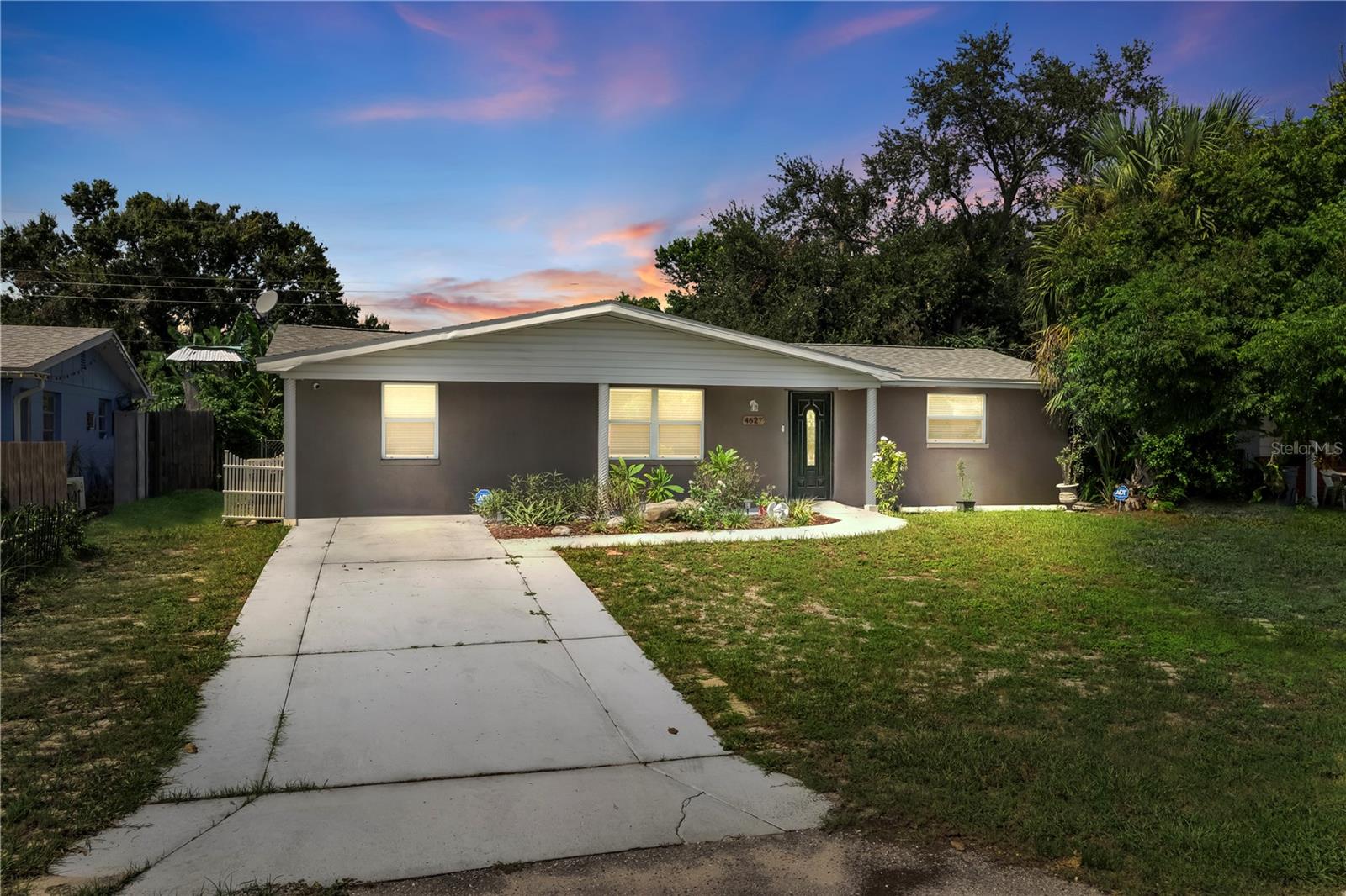 4627 TROPICAL LANE