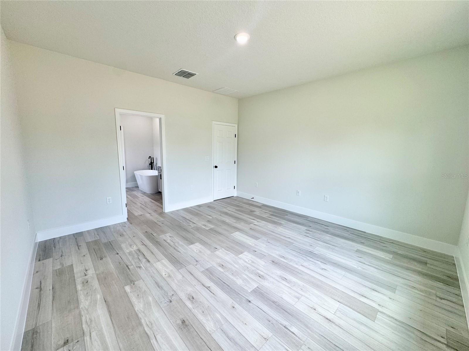 PORT MALABAR UNIT 15 - Residential