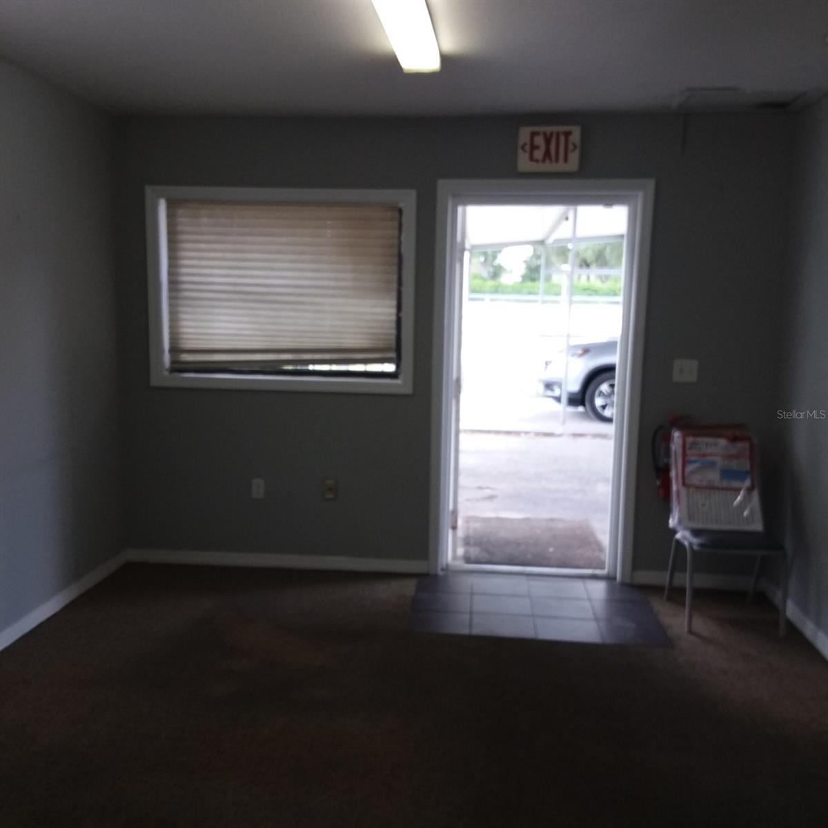 G S MAYO SUB/SILVER SPGS PARK - Commercial Lease