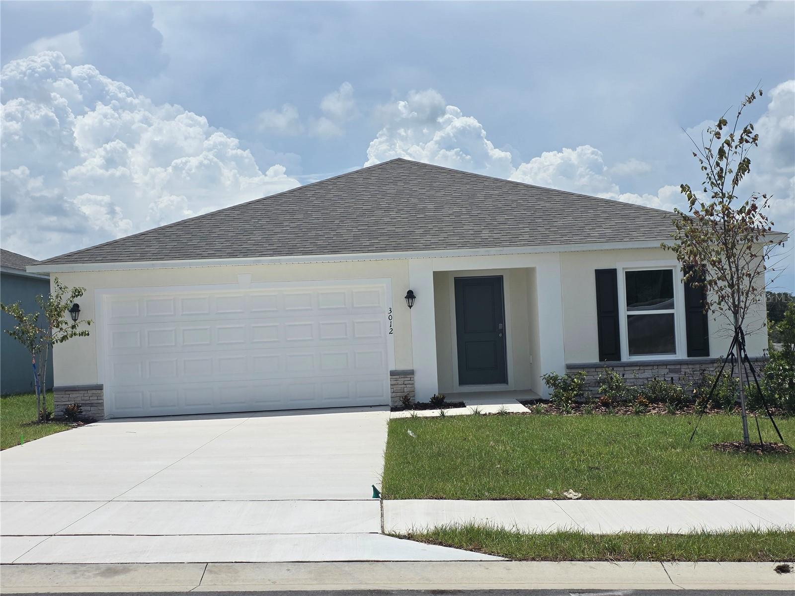 Photo 1 of 16 — 3012 CASCADE CIRCLE, LAKE WALES, FL 33898