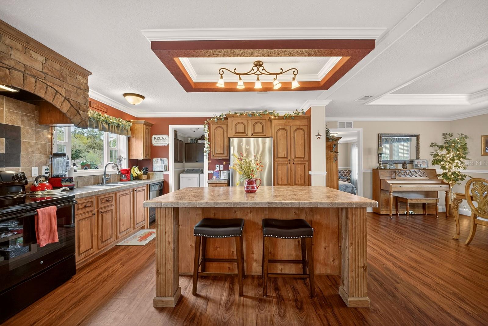 BLUE SPRING LAKE SUB - Residential