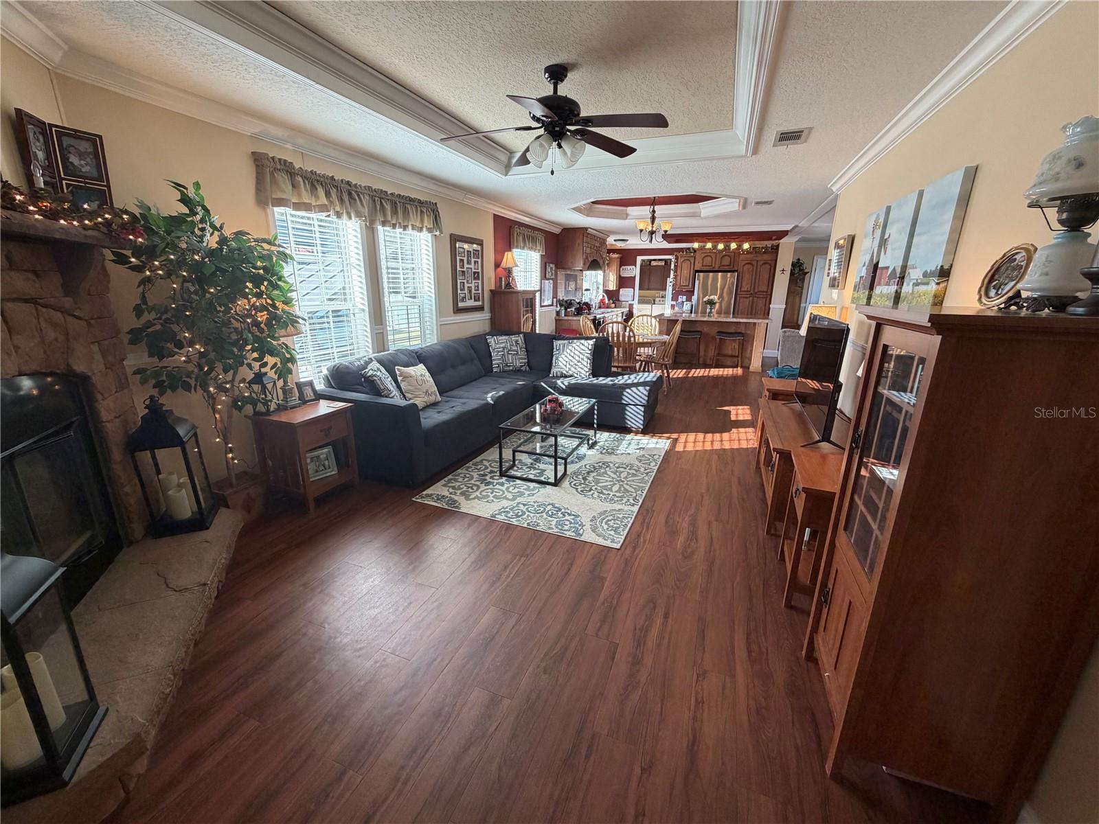 BLUE SPRING LAKE SUB - Residential