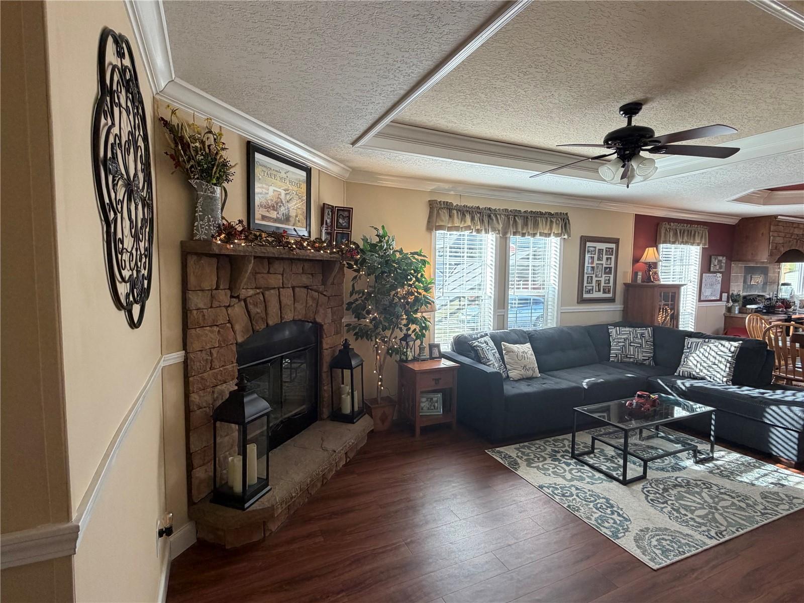 BLUE SPRING LAKE SUB - Residential