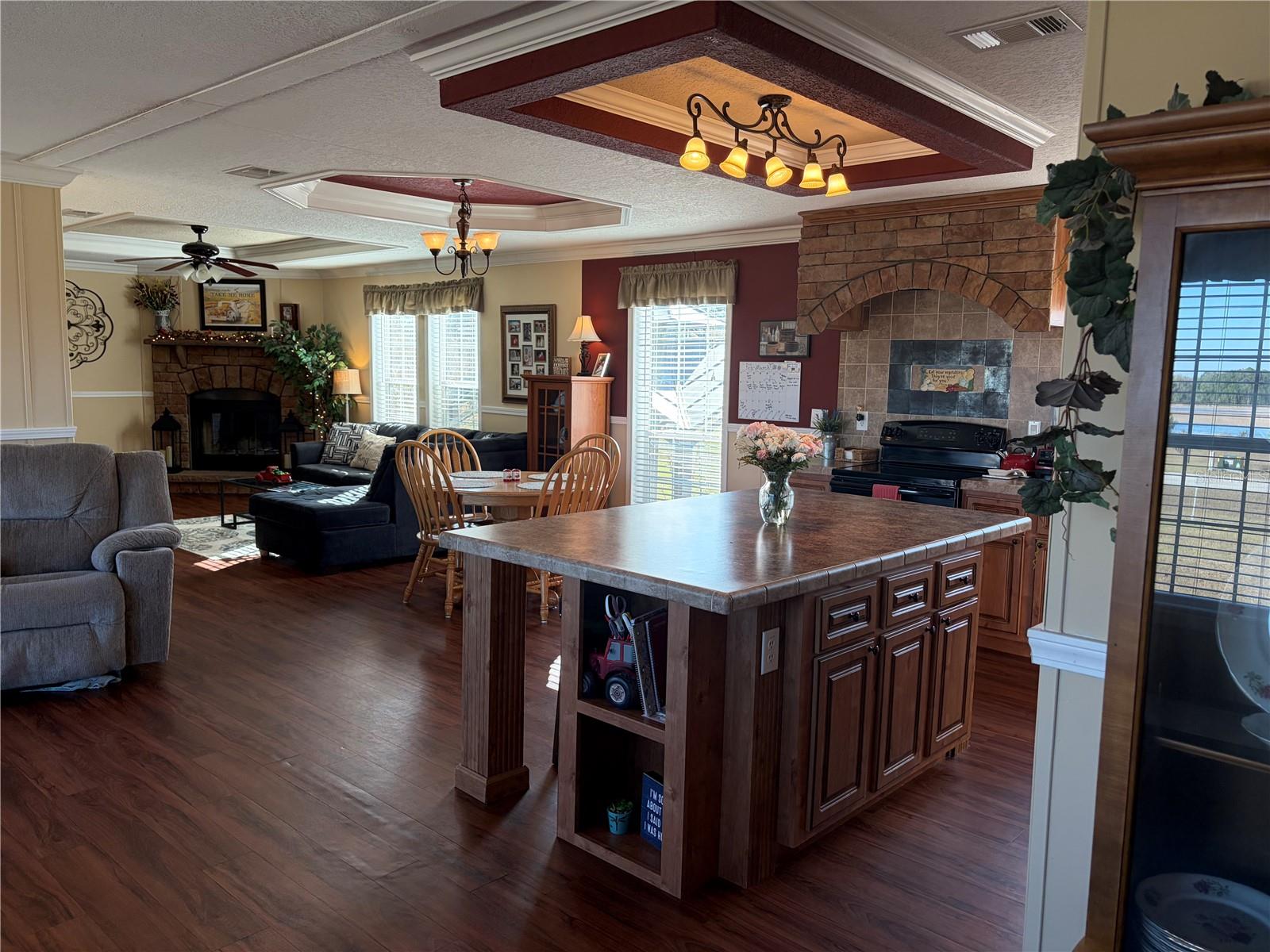 BLUE SPRING LAKE SUB - Residential