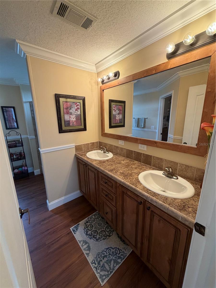 BLUE SPRING LAKE SUB - Residential