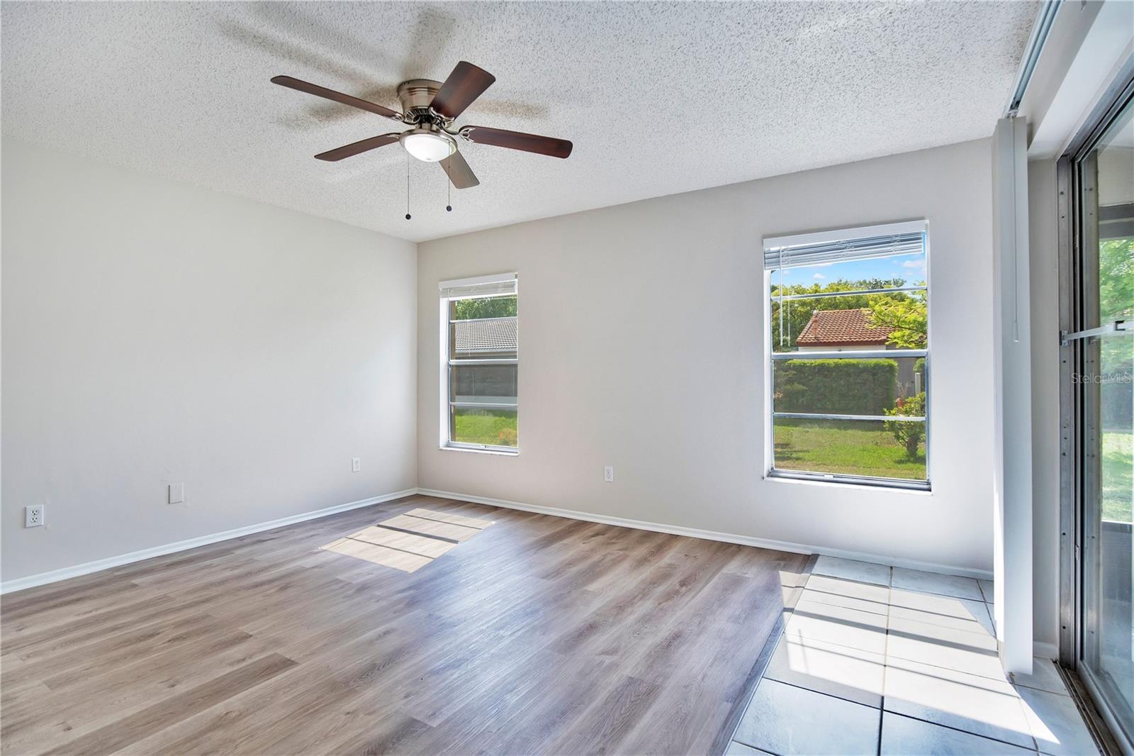 WINDMILL POINTE - Residential