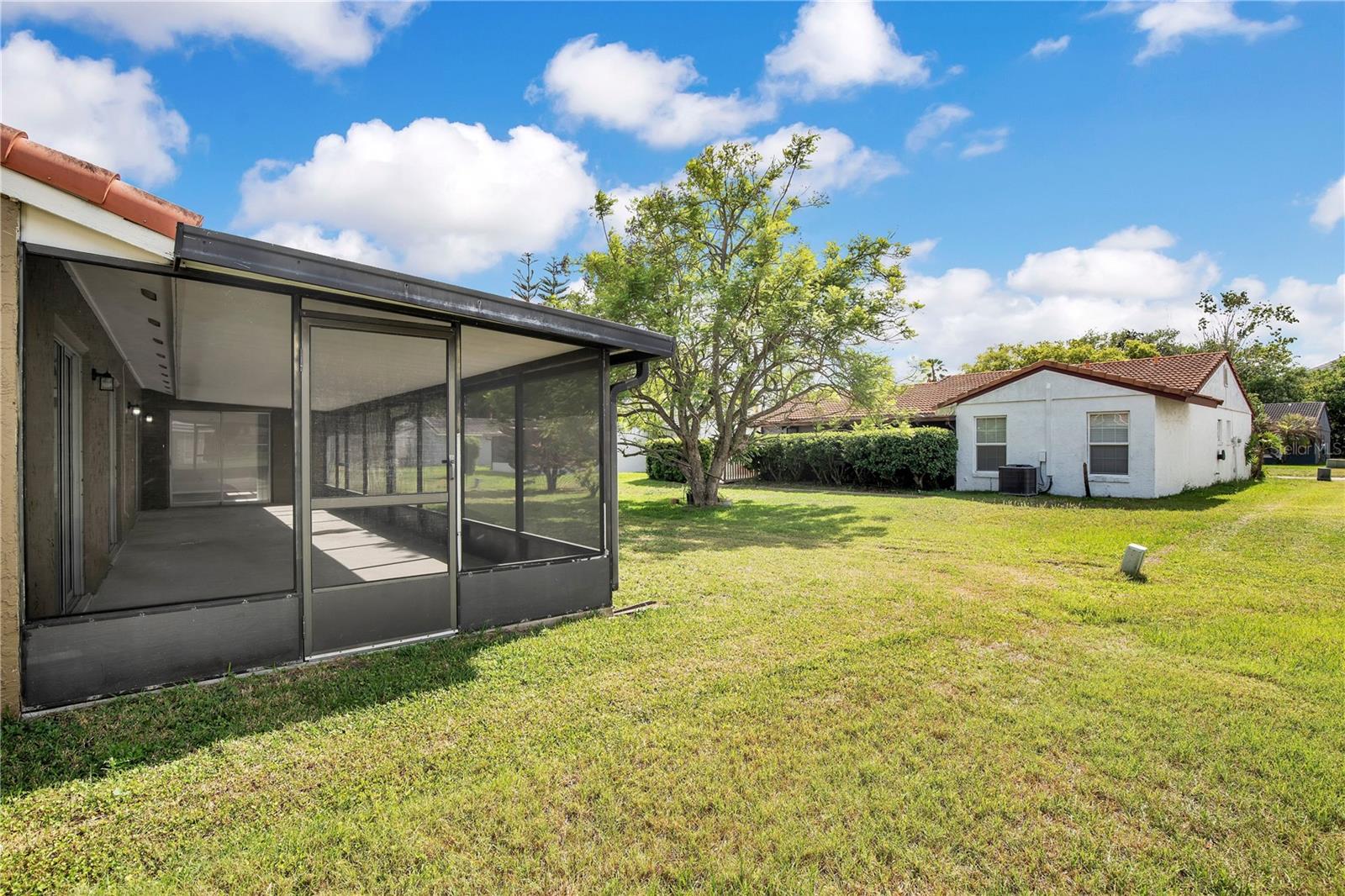 WINDMILL POINTE - Residential