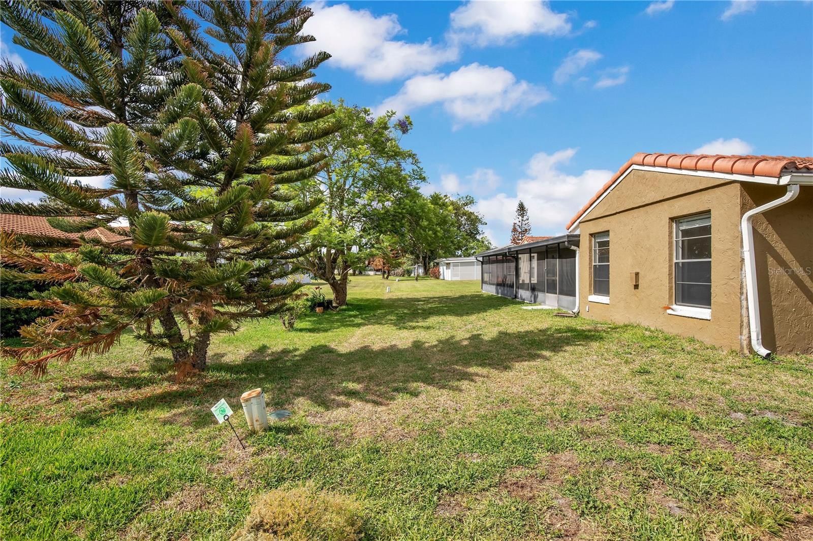 WINDMILL POINTE - Residential