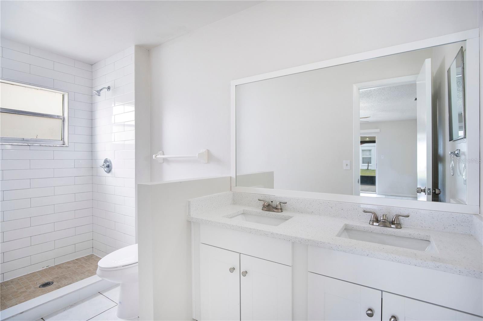 WINDMILL POINTE - Residential