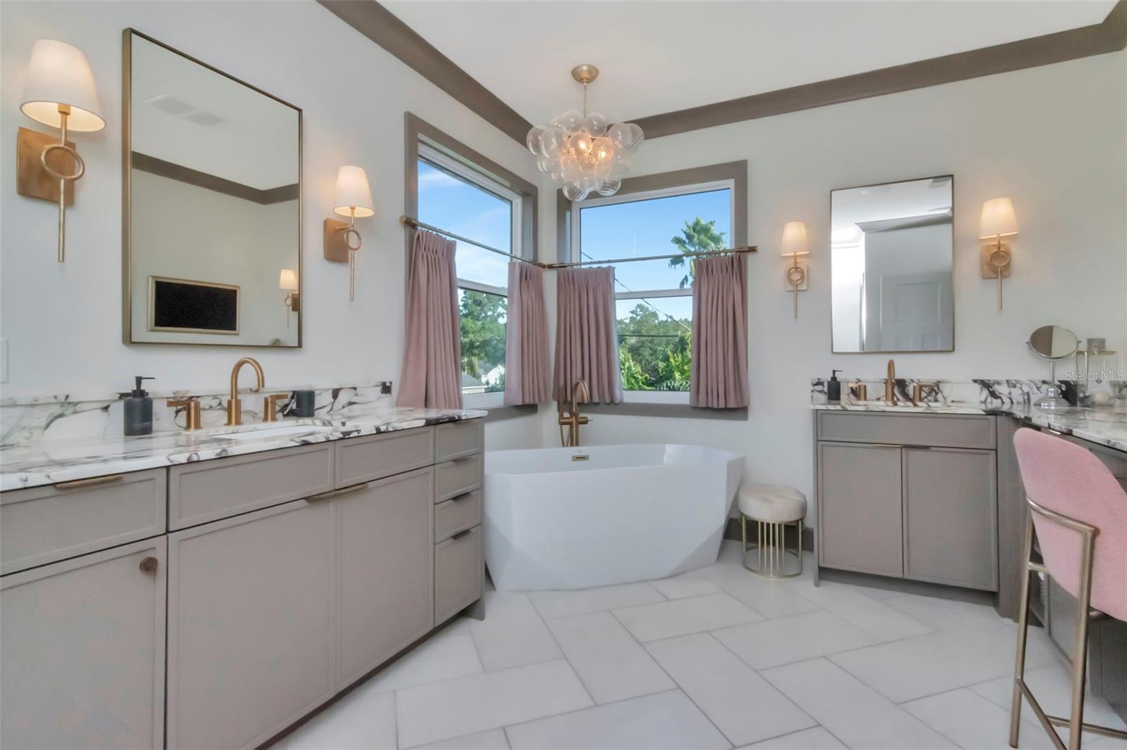 BRASHOLT ESTATES - Residential