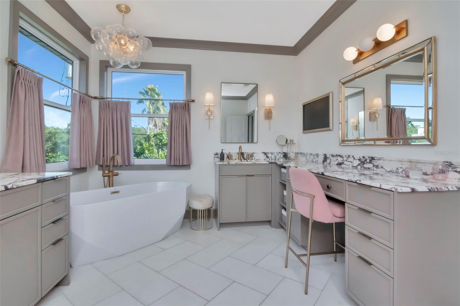 BRASHOLT ESTATES - Residential