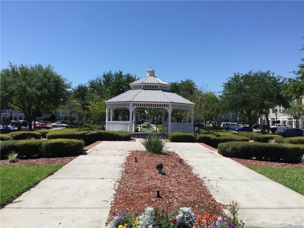 HAMPTONS/METROWEST - Residential Lease