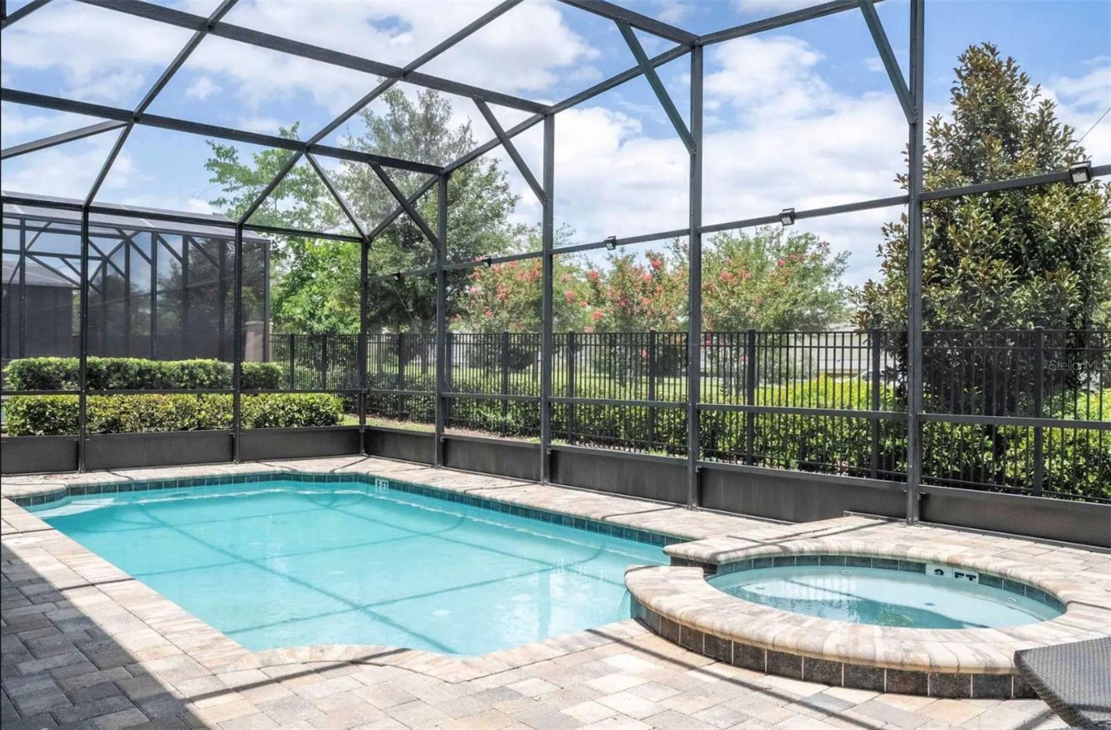 SOLARA RESORT - Residential