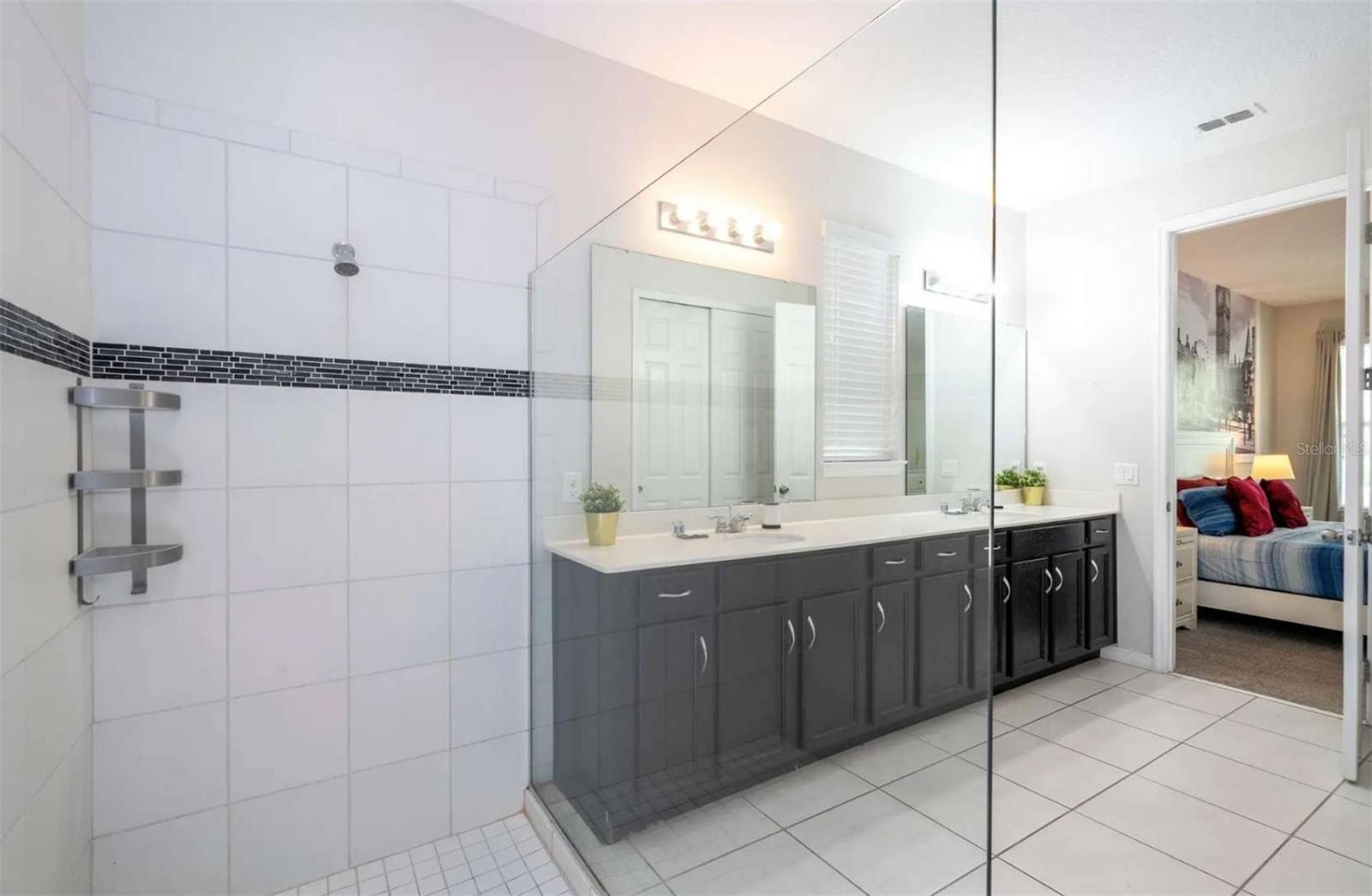 SOLARA RESORT - Residential