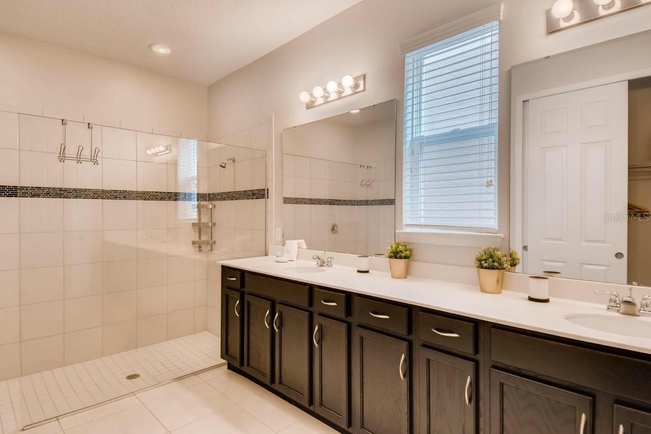 SOLARA RESORT - Residential