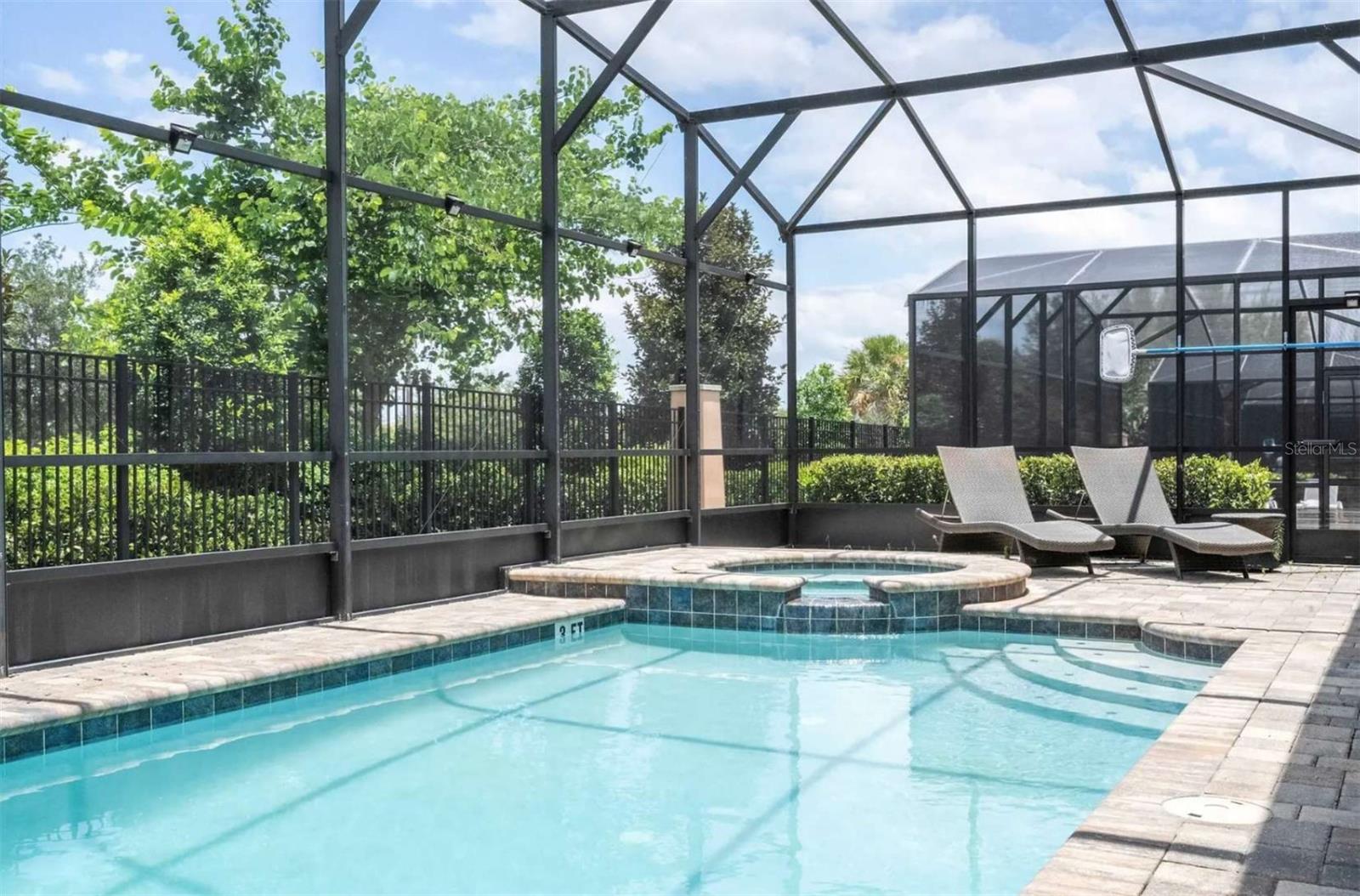 SOLARA RESORT - Residential