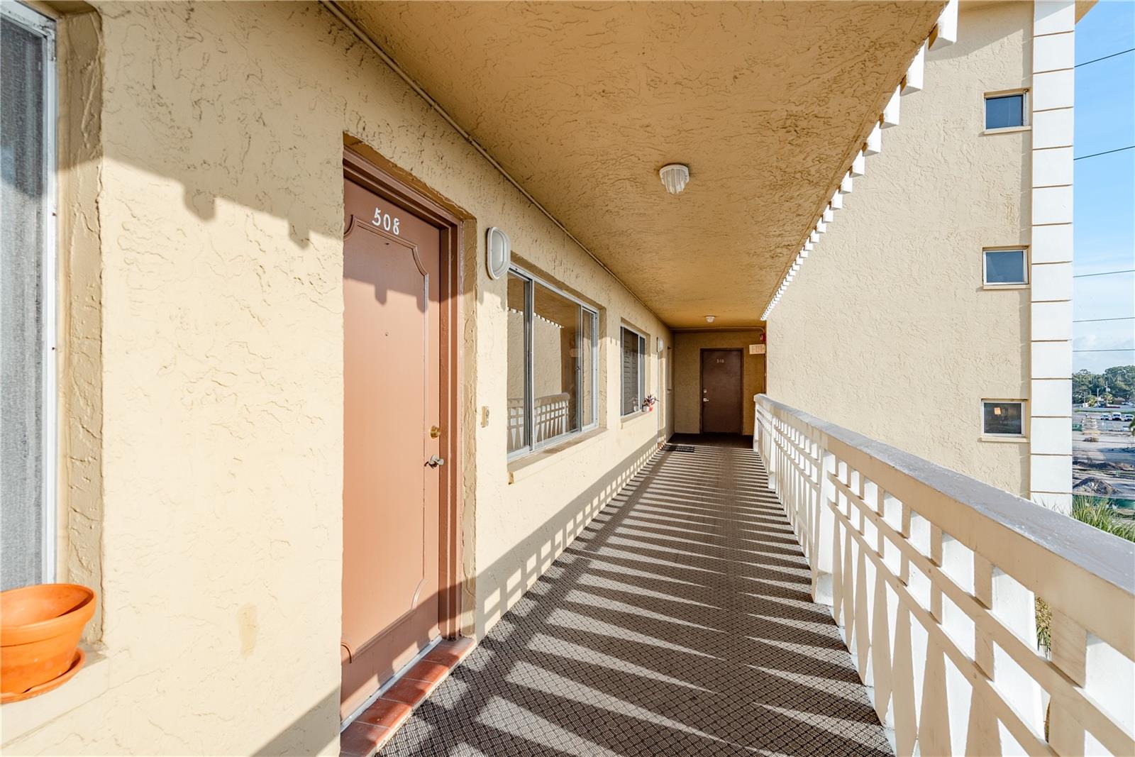 SEMINOLE-ON-THE-GREEN CAVALIER BLDG - Residential