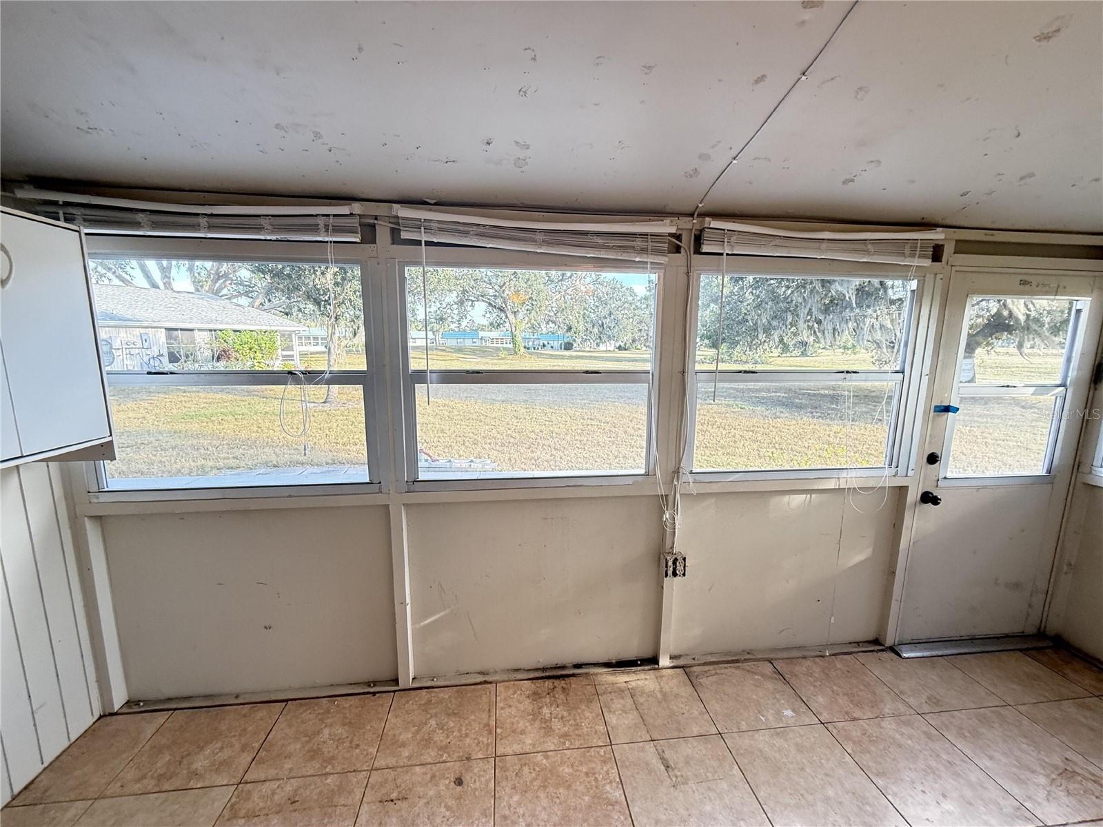 CAMBRIDGE H CONDO - Residential Lease