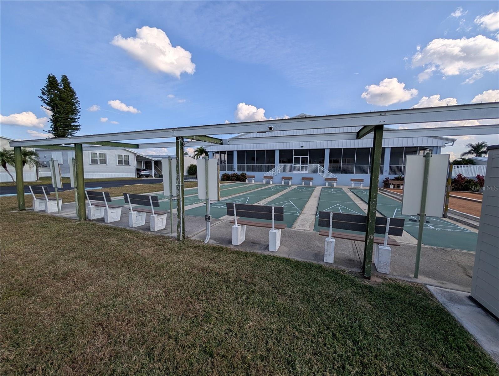 RIVER FOREST MOBILE HOME PARK - Residential