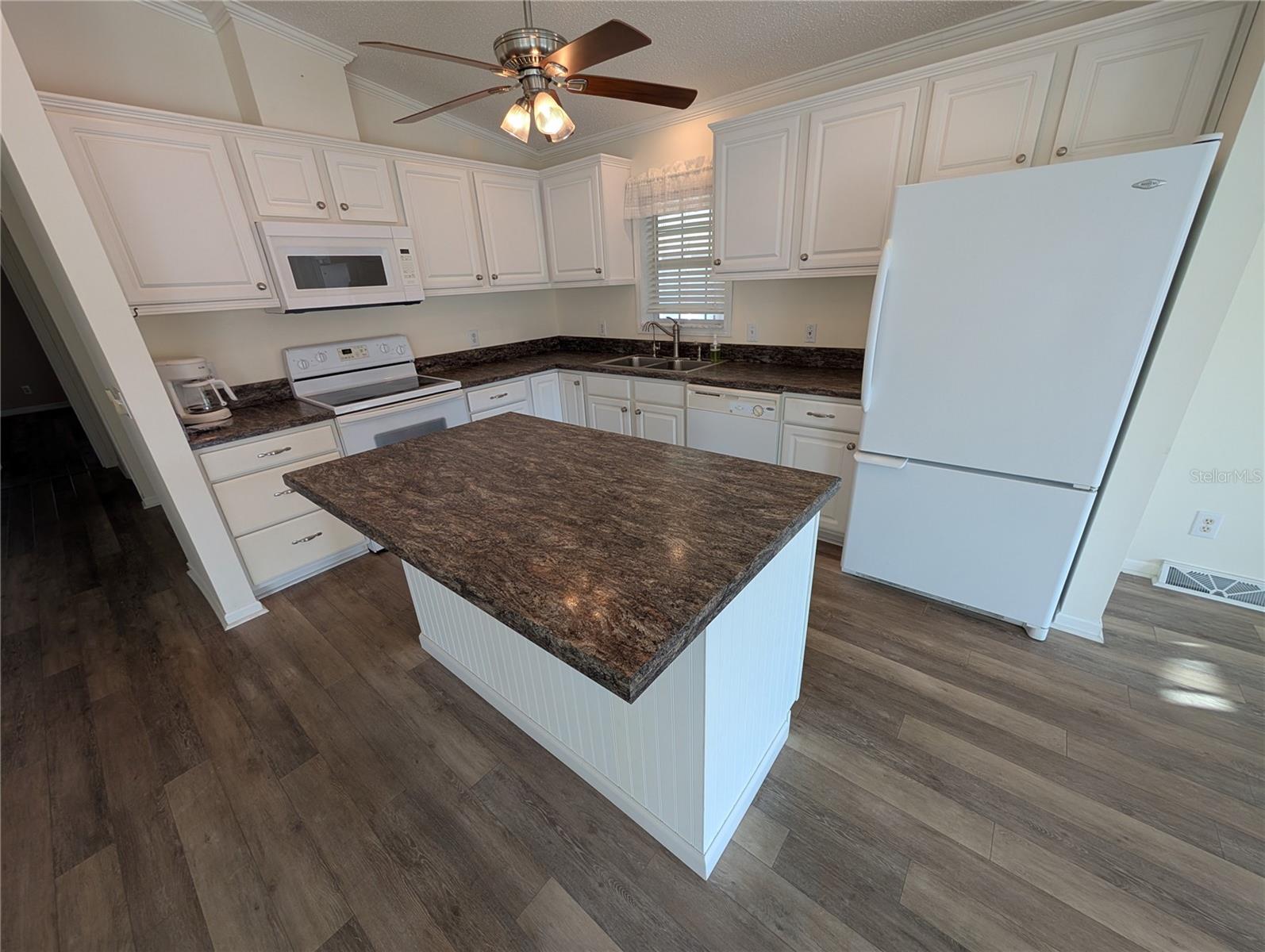 RIVER FOREST MOBILE HOME PARK - Residential