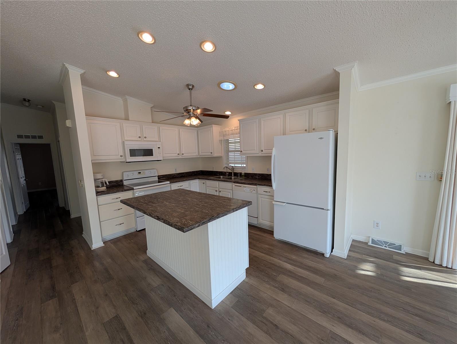 RIVER FOREST MOBILE HOME PARK - Residential