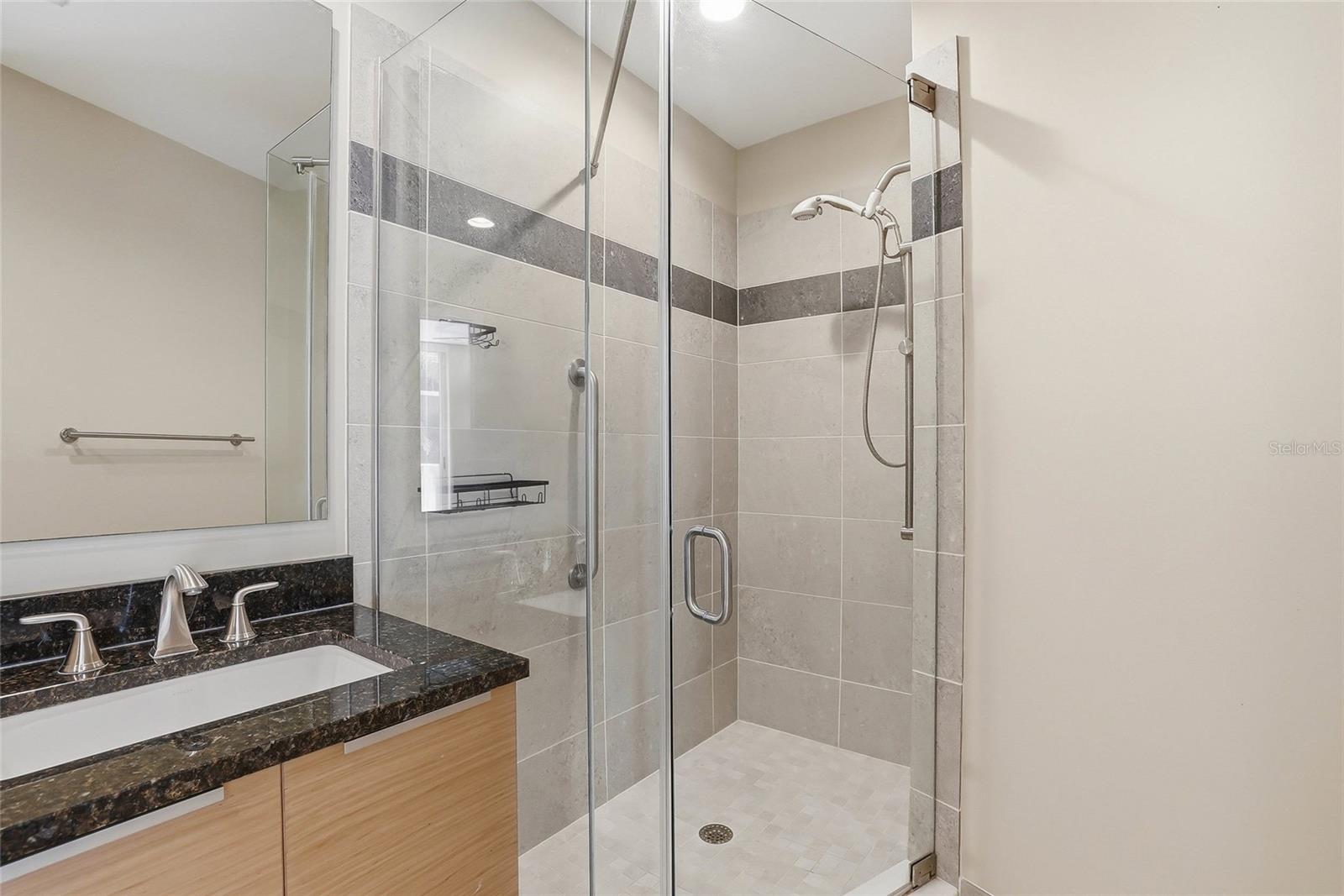 SIGNATURE PLACE CONDO - Residential